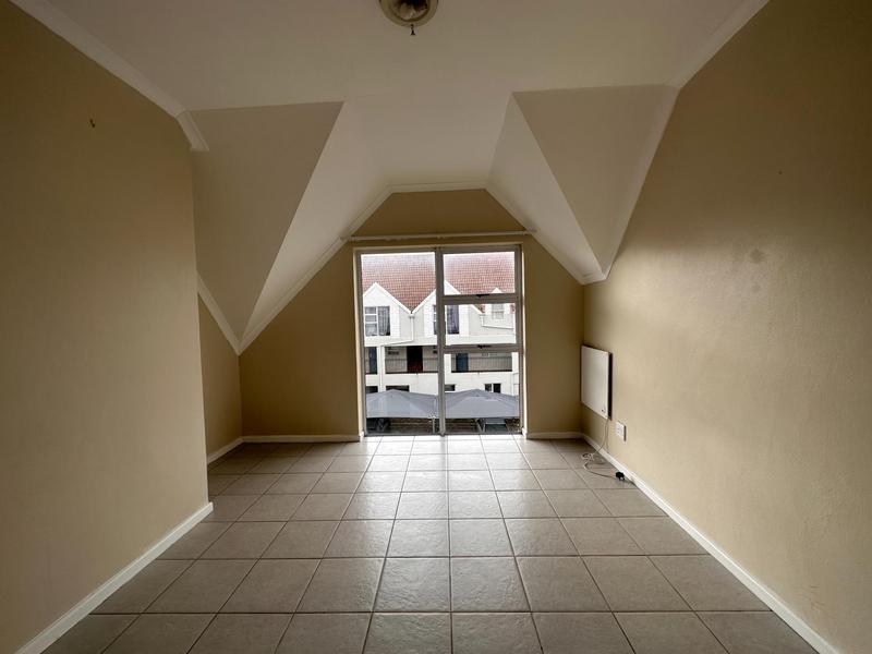 2 Bedroom Property for Sale in Gordons Bay Western Cape